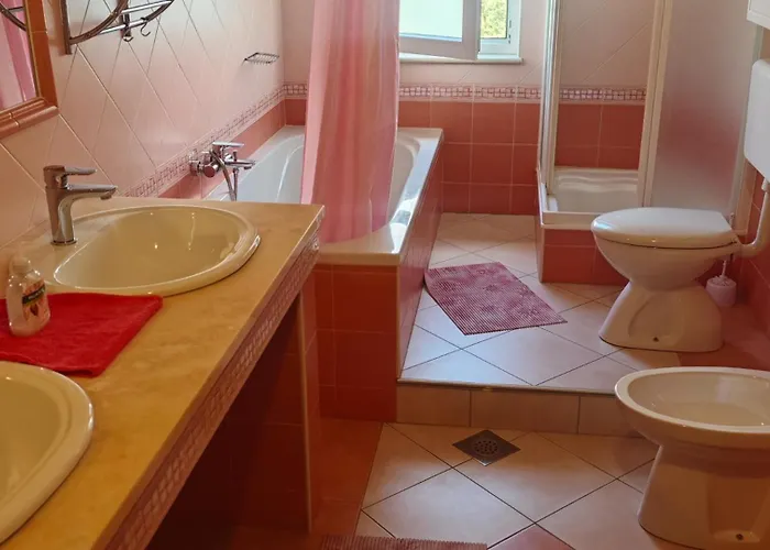 Apartament Flora With Pool By Guide Pula