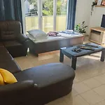 Apartmán Flora With Pool By Guide *