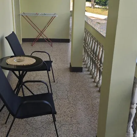 Apartment Flora With Pool By Guide